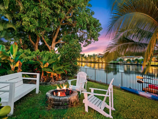 Luxurious Fort Lauderdale River Access with Heated Pool & Kayaks